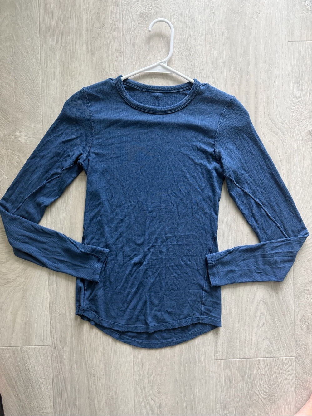 Lululemon Women's Long-Sleeve Crewneck Top - Navy
